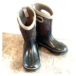 Bogs waterproof snow boots size 13